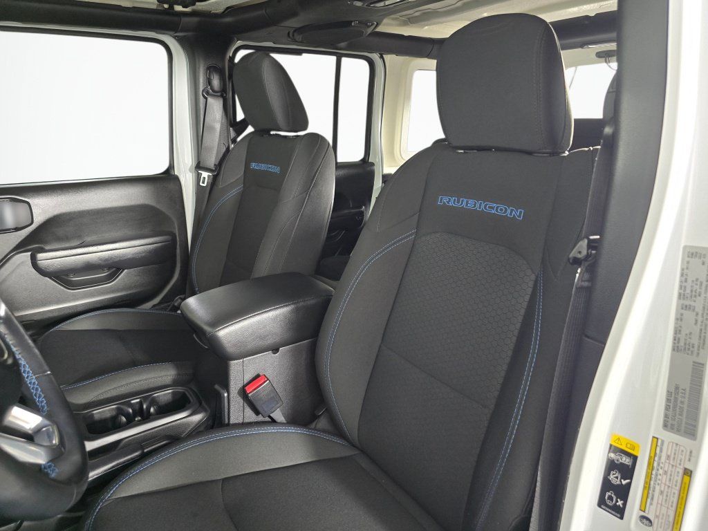 Used 2022 Jeep Wrangler Unlimited Rubicon 4xe AWD/4WD image 31