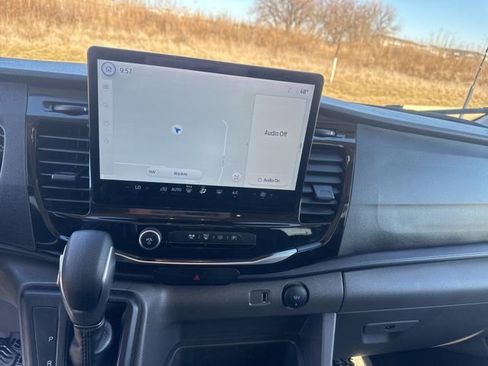 Used 2024 Ford Transit 350 XLT image 33