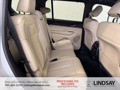 Certified 2025 Jeep Grand Cherokee L Limited w/ Luxury Tech Group II AWD/4WD image 15