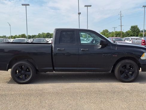 Used 2017 RAM 1500 Express w/ Black Ram 1500 Express Group RWD image 2