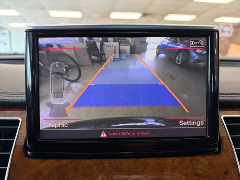 Used 2011 Audi A8 4.2 AWD/4WD image 34