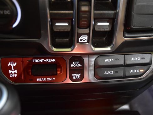 Used 2021 Jeep Gladiator Rubicon w/ Dual Top Group image 43