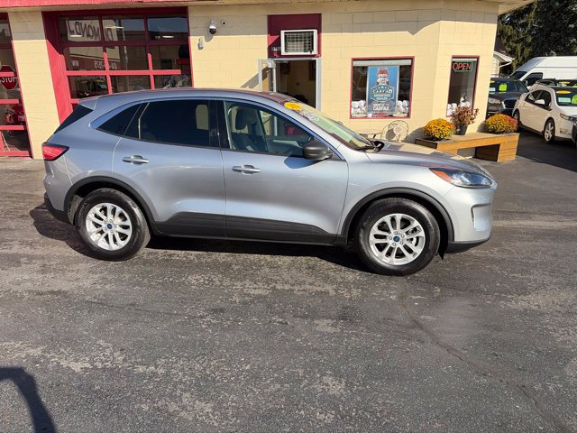 Used 2022 Ford Escape SE w/ Cold Weather Package FWD image 5