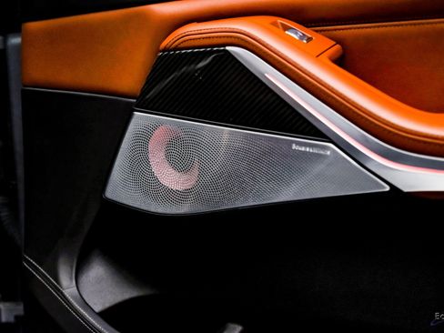 Used 2023 BMW X7 M60i w/ Executive Package image 83