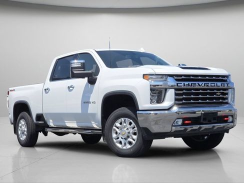 Used 2023 Chevrolet Silverado 2500 LTZ AWD/4WD image 2