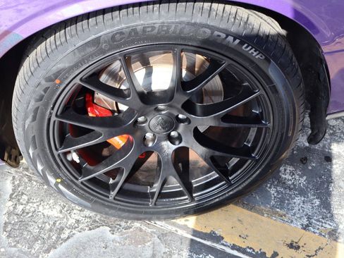Used 2016 Dodge Challenger SRT Hellcat RWD image 47