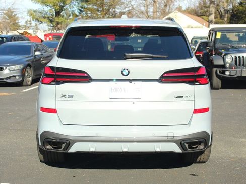 Used 2026 BMW X5 xDrive40i w/ Executive Package image 6