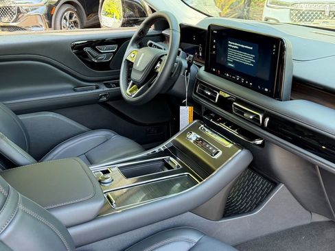 New 2026 Lincoln Aviator Reserve AWD/4WD image 7