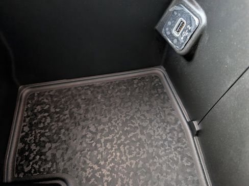 Used 2020 Jeep Wrangler Sport image 30