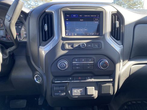 New 2025 Chevrolet Silverado 2500 W/T AWD/4WD image 21