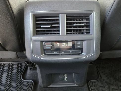 Used 2019 Volkswagen Atlas SE FWD image 15