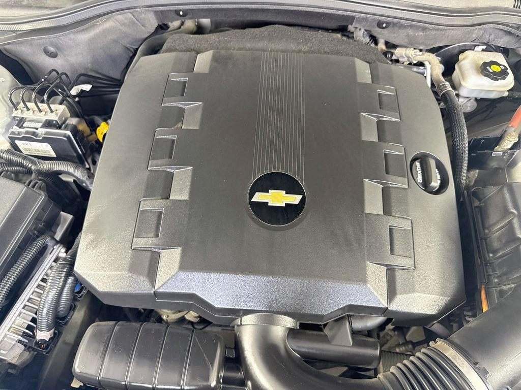 Used 2014 Chevrolet Camaro LS RWD image 32