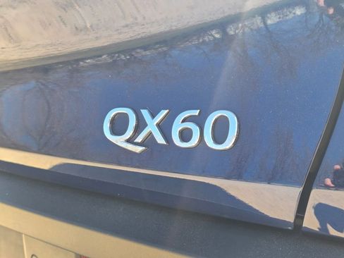 Used 2025 INFINITI QX60 Luxe w/ Vision Package image 7