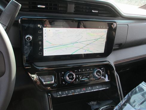 New 2026 GMC Sierra 2500 AT4 image 16