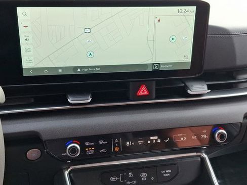 New 2026 Kia Carnival EX image 8