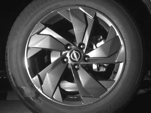 Used 2025 Nissan Rogue SV FWD image 13