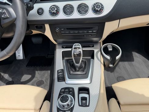 Used 2011 BMW Z4 sDrive35is RWD image 33