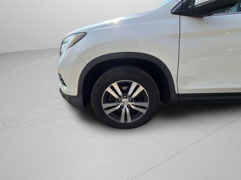 Used 2017 Honda Pilot EX image 32