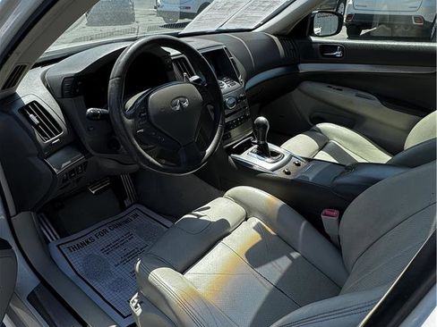 Used 2013 INFINITI G37 Journey w/ Premium Pkg RWD image 7
