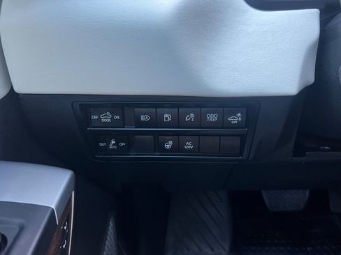 Used 2024 Toyota Tundra Capstone image 33