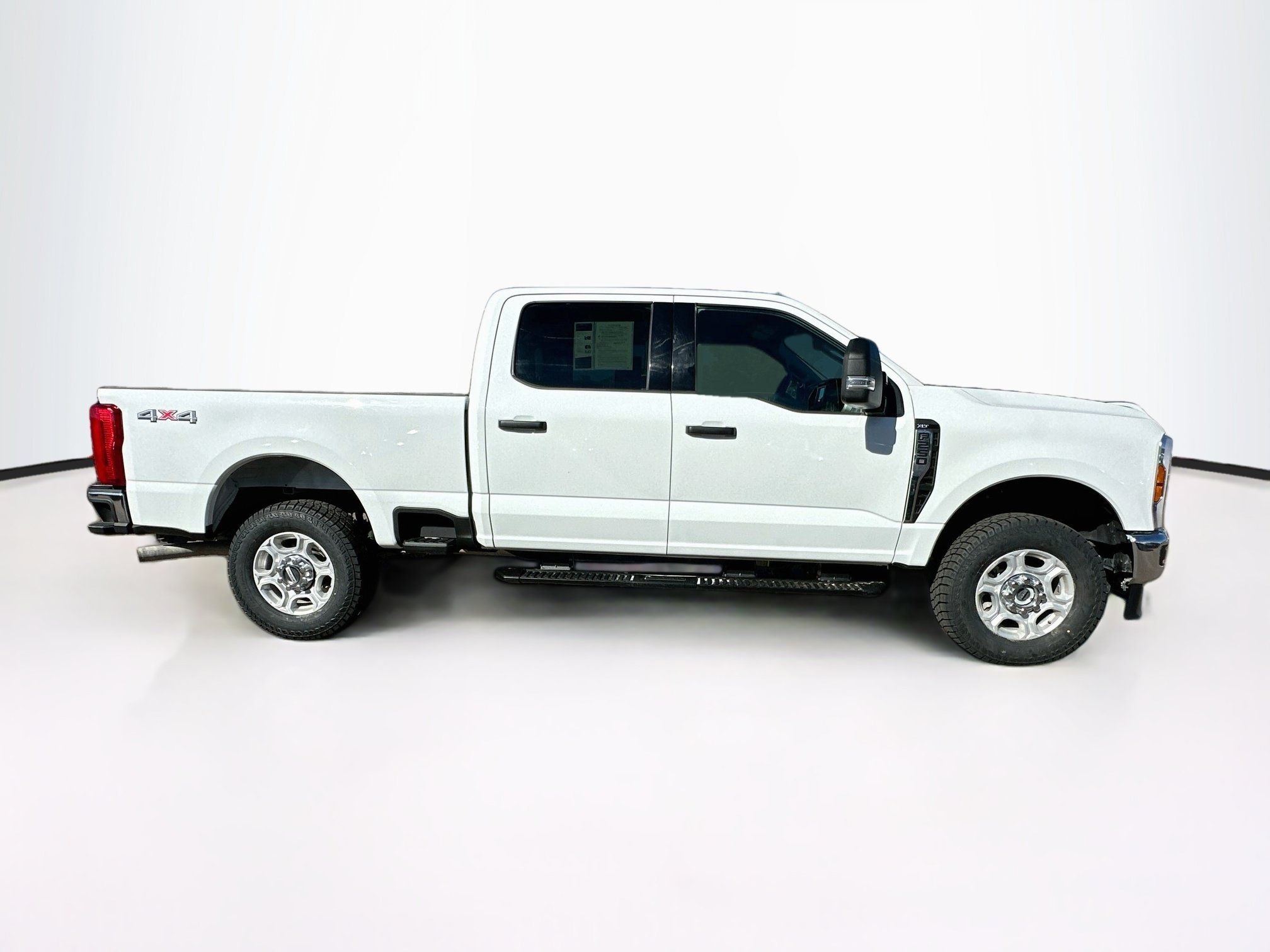 Used 2025 Ford F250 XLT AWD/4WD image 10