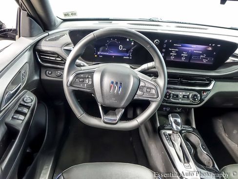 Used 2024 Buick Envista Sport Touring w/ Advanced Safety Package FWD image 12