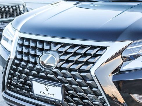 Used 2022 Lexus GX 460 Premium w/ Premium Package AWD/4WD image 6