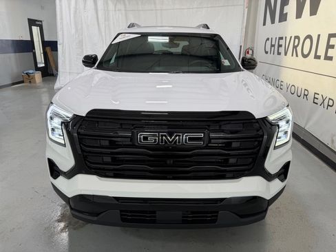 New 2026 GMC Terrain Elevation w/ Elevation Premium Package FWD image 36