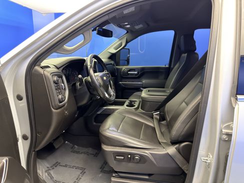 Used 2021 Chevrolet Silverado 2500 LTZ w/ LTZ Convenience Package AWD/4WD image 13
