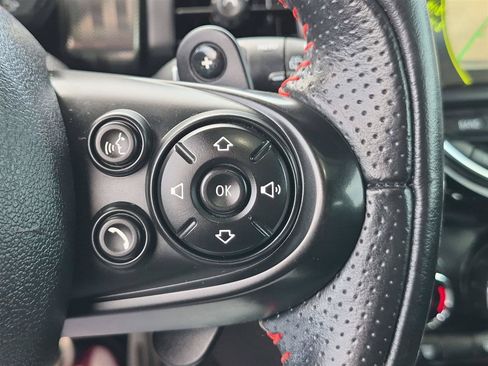 Used 2018 MINI Cooper S FWD image 19