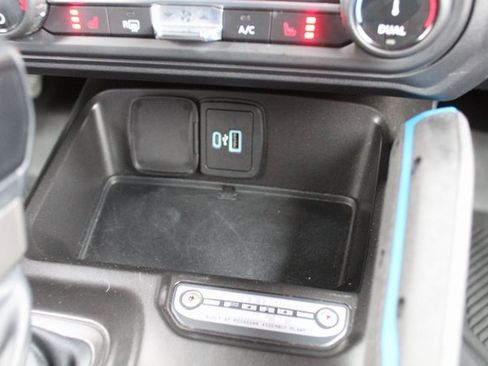 Used 2022 Ford Bronco Outer Banks image 32