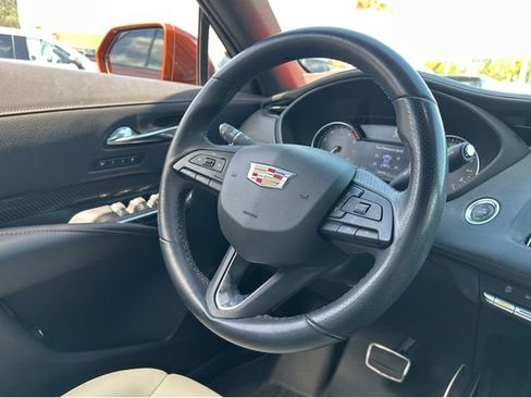 Used 2019 Cadillac XT4 Sport FWD image 8