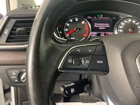 Used 2021 Audi Q5 Premium w/ Convenience Package AWD/4WD image 18