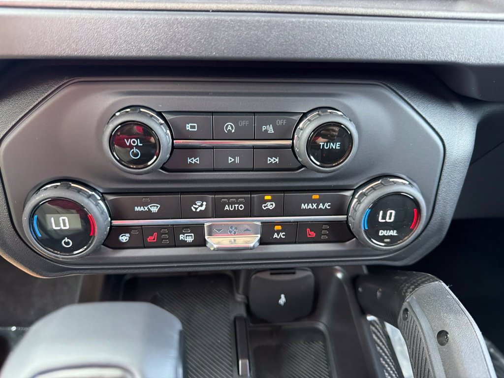 New 2026 Ford Bronco Raptor AWD/4WD image 38