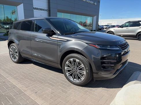 Used 2024 Land Rover Range Rover Evoque Dynamic SE image 4