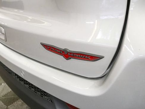 Used 2026 Jeep Compass Trailhawk AWD/4WD image 12