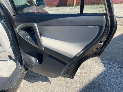 Used 2011 Toyota RAV4 Limited w/ Limited Extra Value Pkg image 24