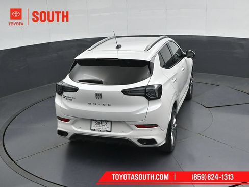 Used 2025 Buick Encore GX Avenir w/ Avenir Convenience Package AWD/4WD image 43