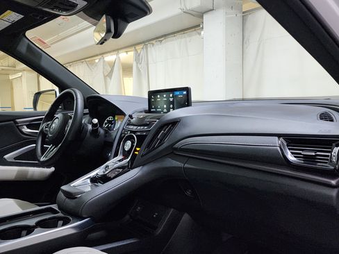 Certified 2025 Acura RDX SH-AWD image 22