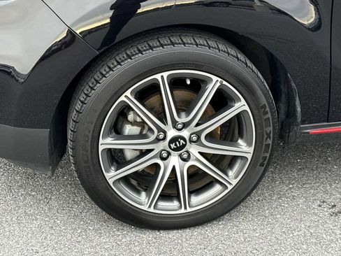 Used 2017 Kia Soul ! FWD image 30