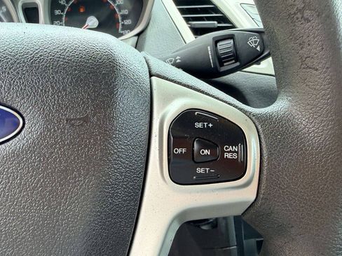 Used 2011 Ford Fiesta SE w/ 202A Rapid Spec Order Code FWD image 13