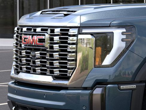 New 2026 GMC Sierra 2500 Denali image 37