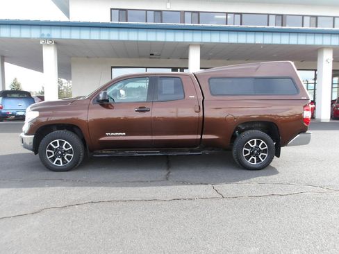 Used 2017 Toyota Tundra SR5 w/ TRD Off Road Package image 2