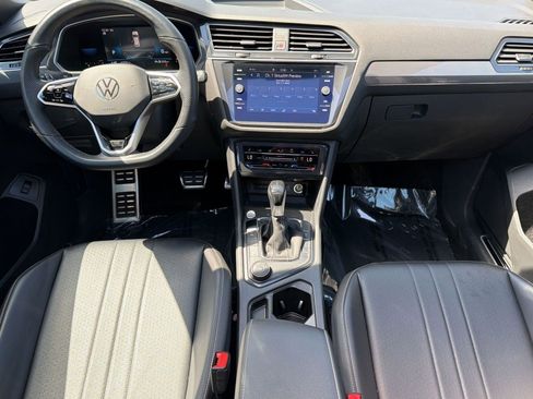 Used 2022 Volkswagen Tiguan SE R-Line AWD/4WD image 14