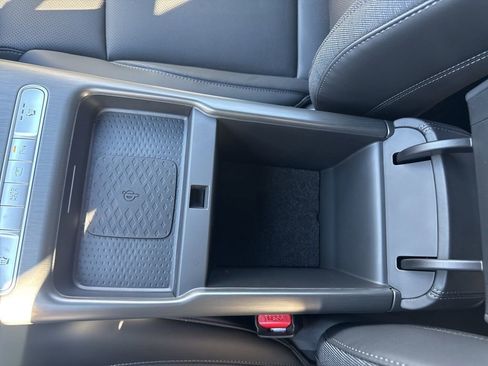 New 2026 Genesis GV60 AWD image 27