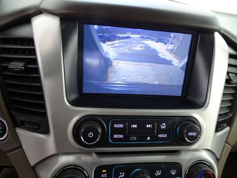 Used 2018 GMC Yukon SLT w/ Open Road Package image 18