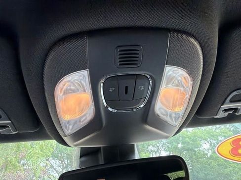 Used 2023 Jeep Compass Latitude AWD/4WD image 15