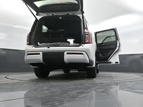 New 2025 Nissan Armada SL w/ Captain's Chari Seat Package image 63