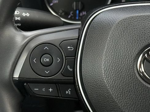 Used 2022 Toyota RAV4 SE AWD/4WD image 14