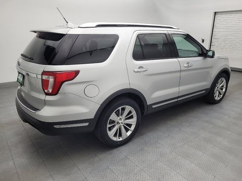 Used 2019 Ford Explorer Limited w/ Class III Trailer Tow Package FWD image 10